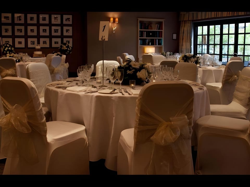 The Manor Hotel Heathrow Hotel in Slough
