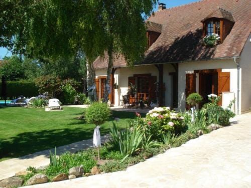 Les Premices De La Foret Hotel in Fontainebleau