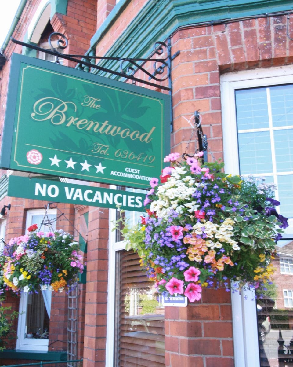 Brentwood Guest House Hotel in York