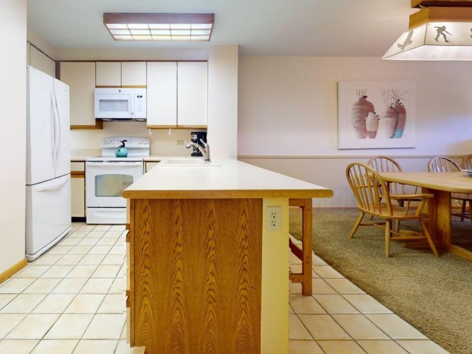 Enzian - CoralTree Residence Collection Hotel in Vail