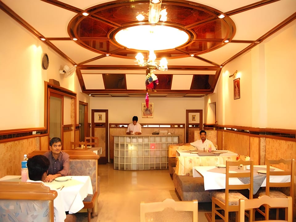 Hotel Bani Park Palace Hotel in Jaipur