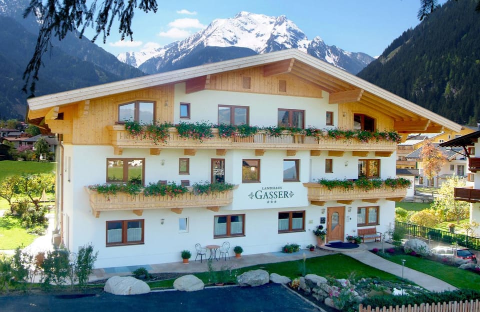 Landhaus Gasser Apartment hotel in Mayrhofen