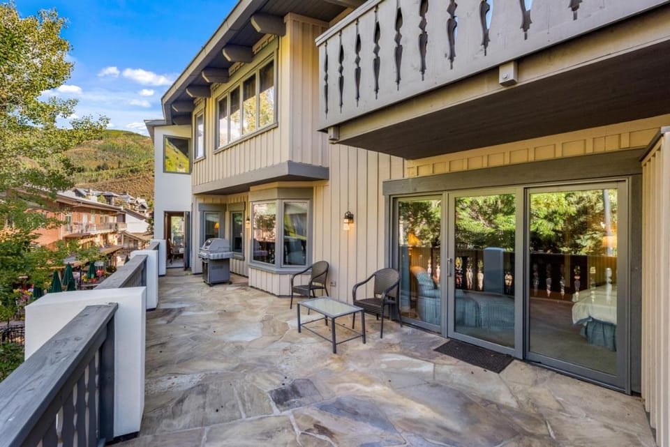 Christiania Condominiums- CoralTree Residence Collection Hotel in Vail