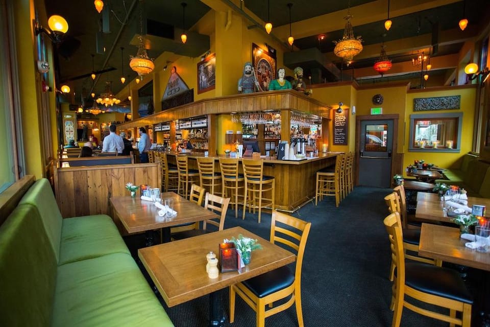 McMenamins Crystal Hotel Hotel in Portland