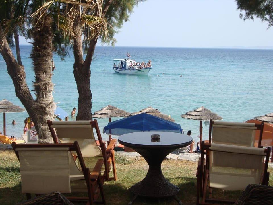 Hotel Glicorisa Beach Hotel in Samos, Greece