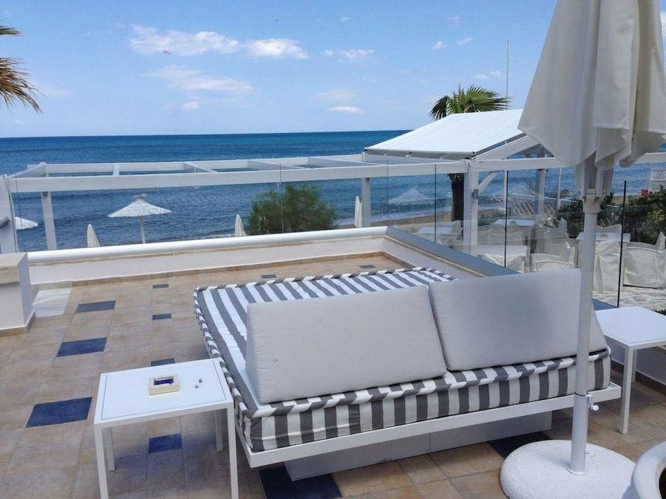 Petradi Beach Lounge Hotel Hotel in Rethymno