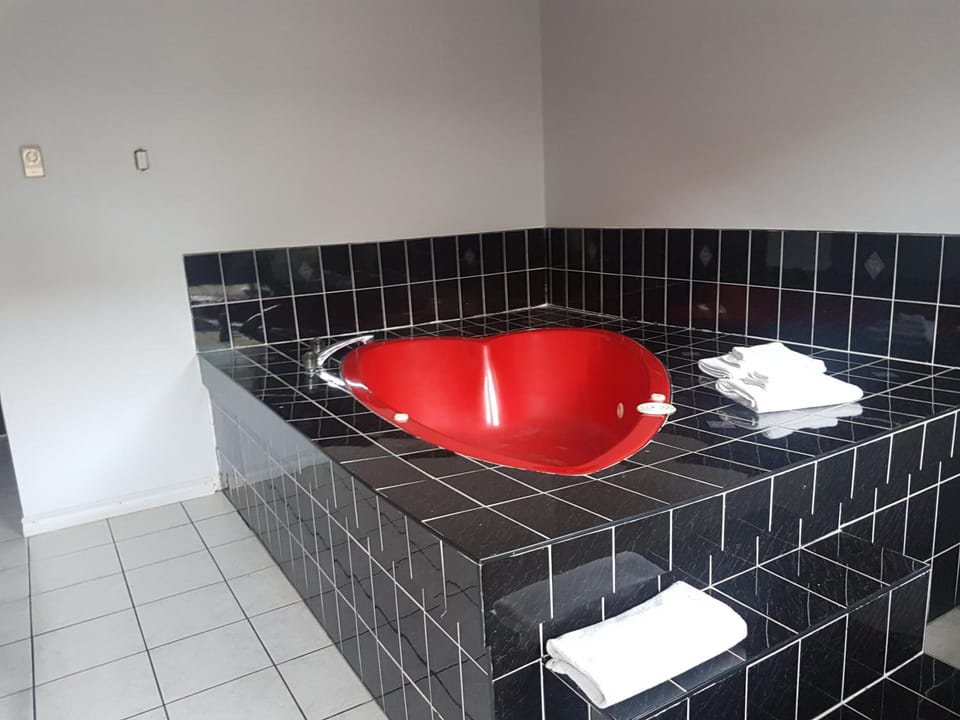 7 Nights Stay Hotel in Niagara Falls