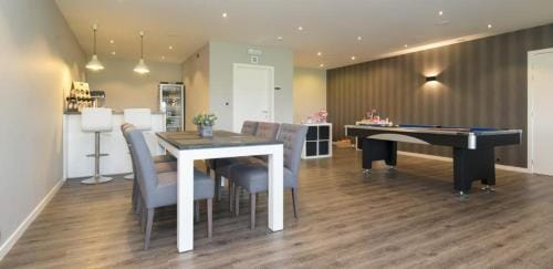 Charmehotel Kruishof Hotel in Ostend