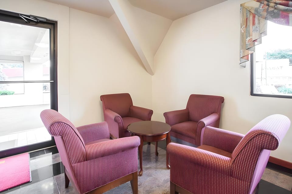 MHO Hotel Bordentown Hotel in Hamilton Township