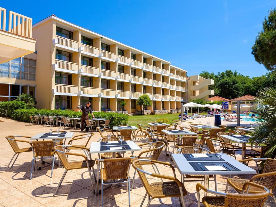 Hotel Aurora Plava Laguna Hotel in Monterol