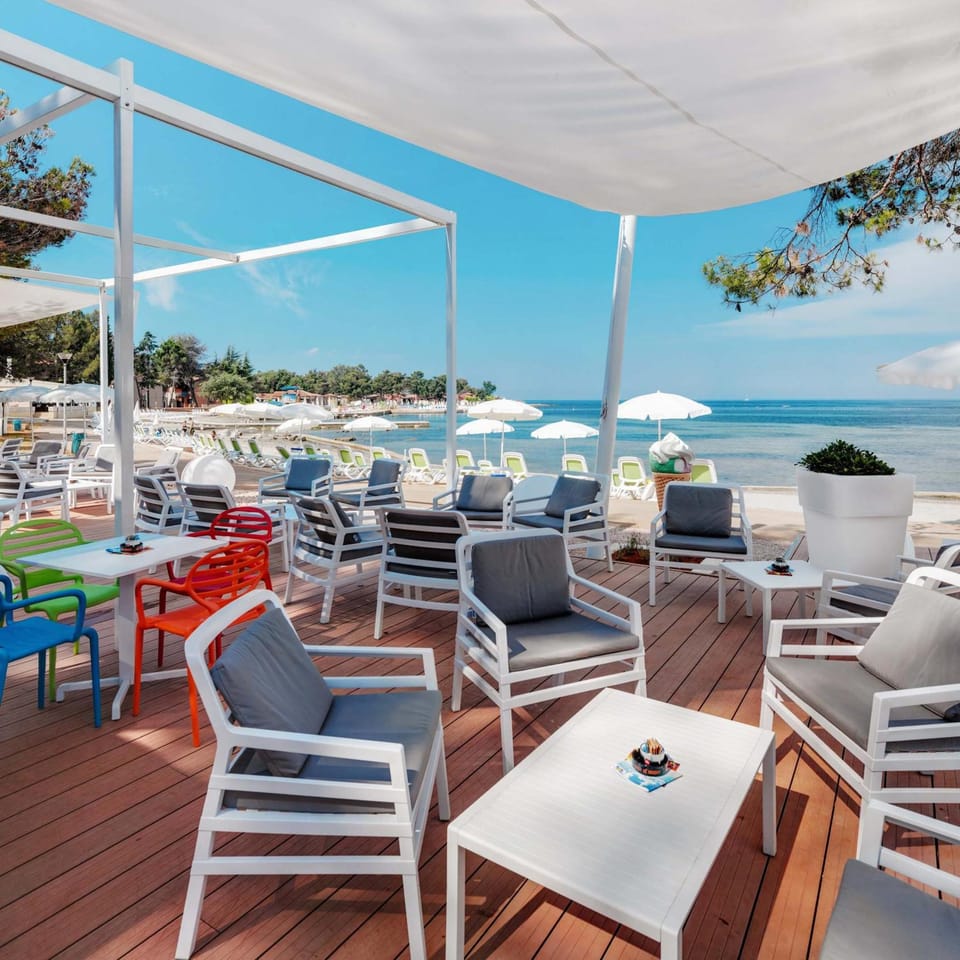Bar/lounge