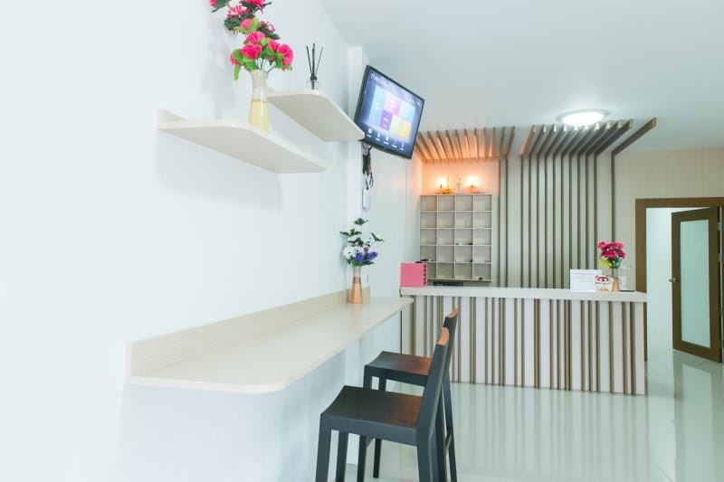 Cheaper Room Hotel in Surat Thani Changwat