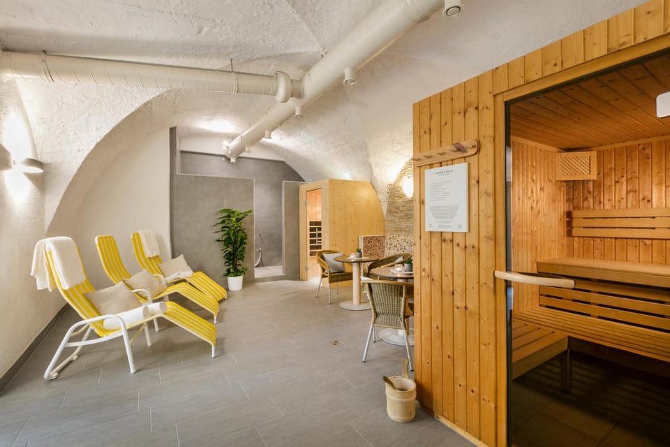 JUFA Hotel Schloss Rothelstein - Self Check-in Hotel in Styria