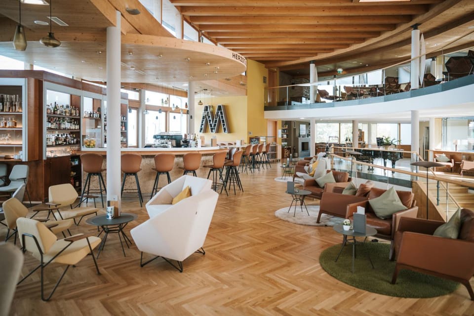 Bar/lounge