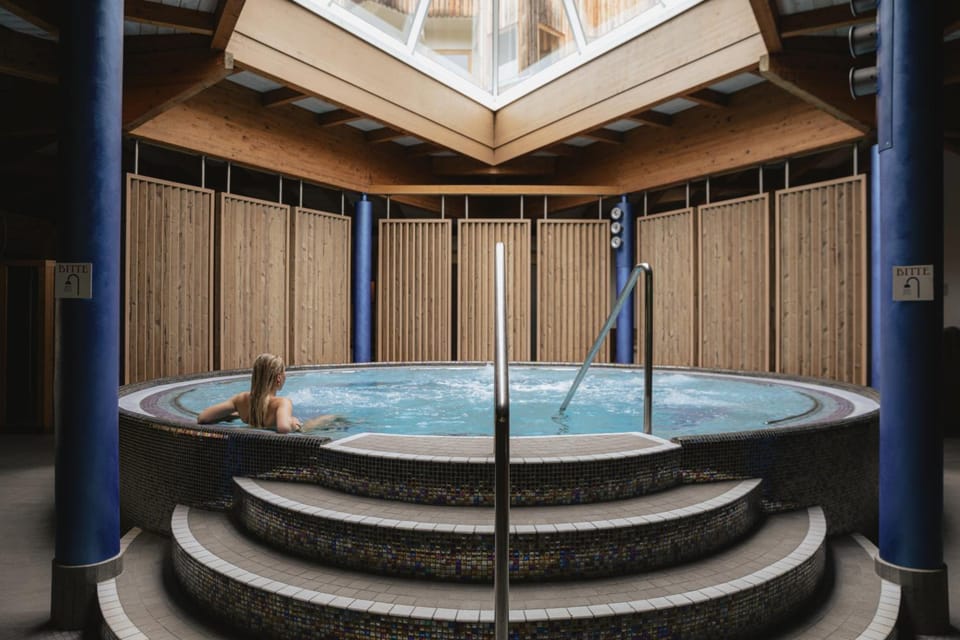 Hot tub
