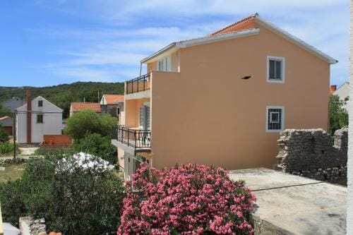 Rooms by the sea Pasman - 8223 Hotel in Šibenik-Knin County, Croatia