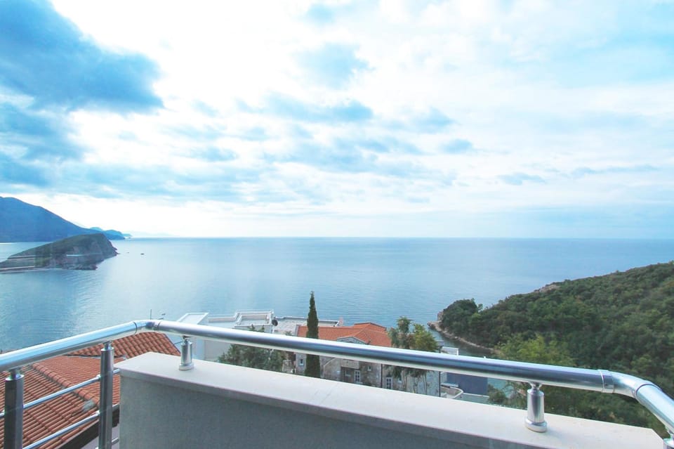 Apartments Aqua Hotel in Budva