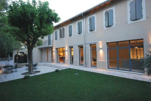 La Magnanerie de l'Isle B&B Hotel in L'Isle-sur-la-Sorgue