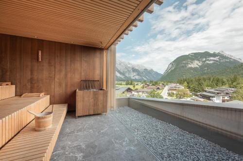 Hotel Kristall - Adults only Hotel in Tyrol