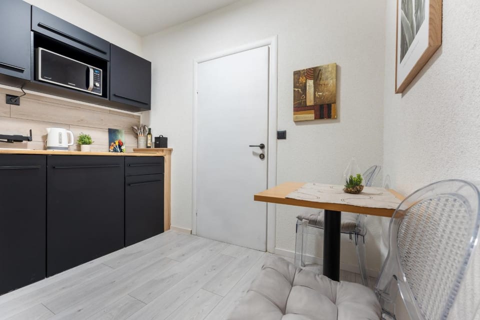 Apartments Villa Sol Hotel in Dubrovnik-Neretva County