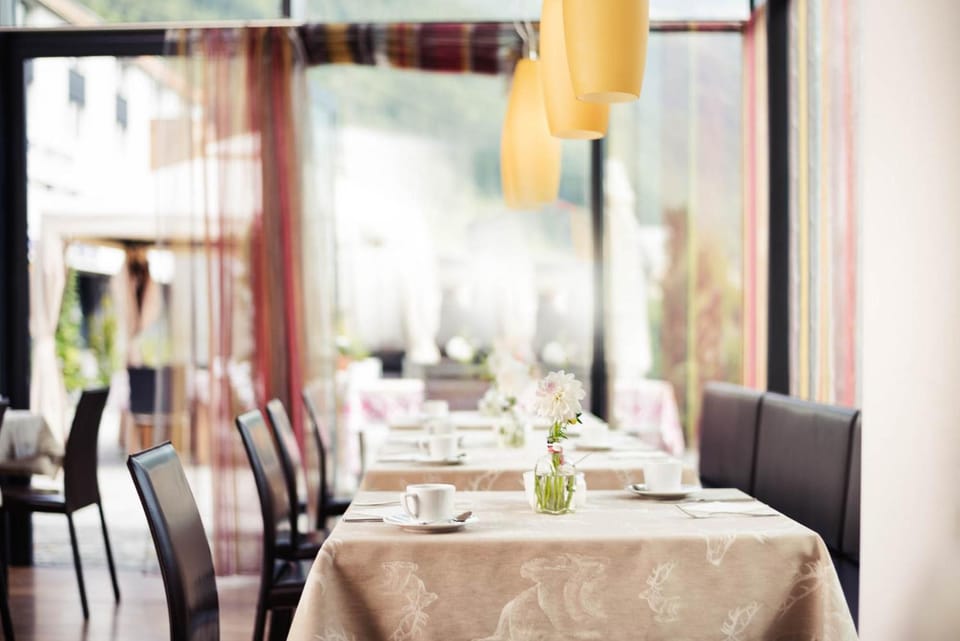 Skihotel Galzig B&B Hotel in Saint Anton am Arlberg