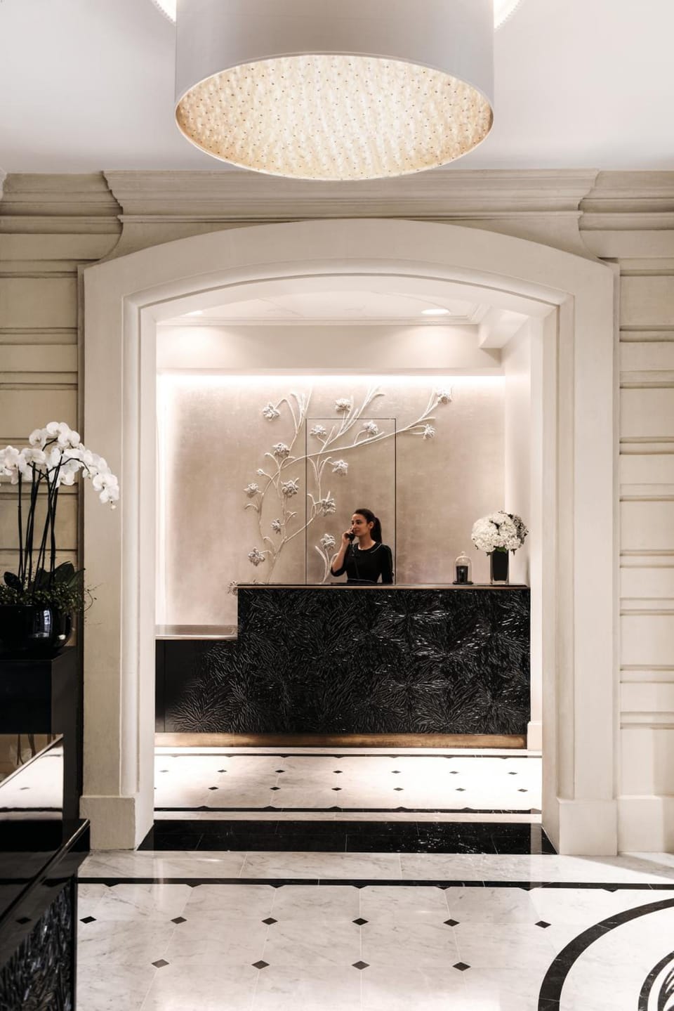 Le Narcisse Blanc Hotel in Paris