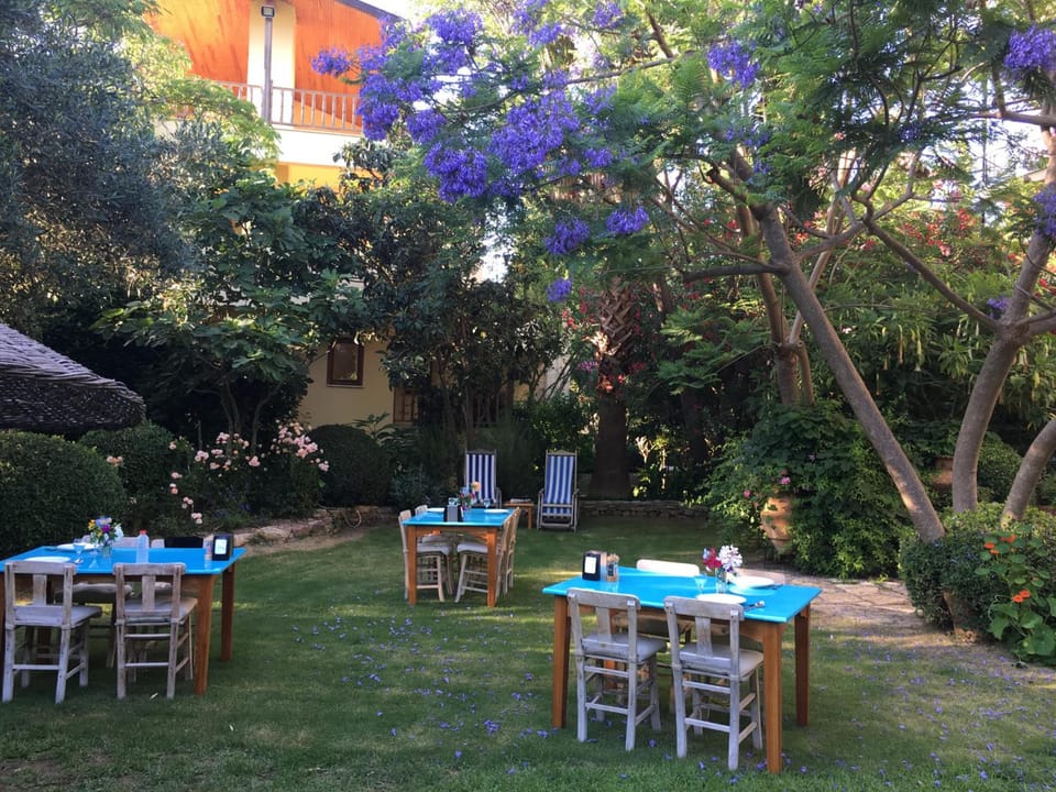 Emel Pension Hotel in Aydın Province