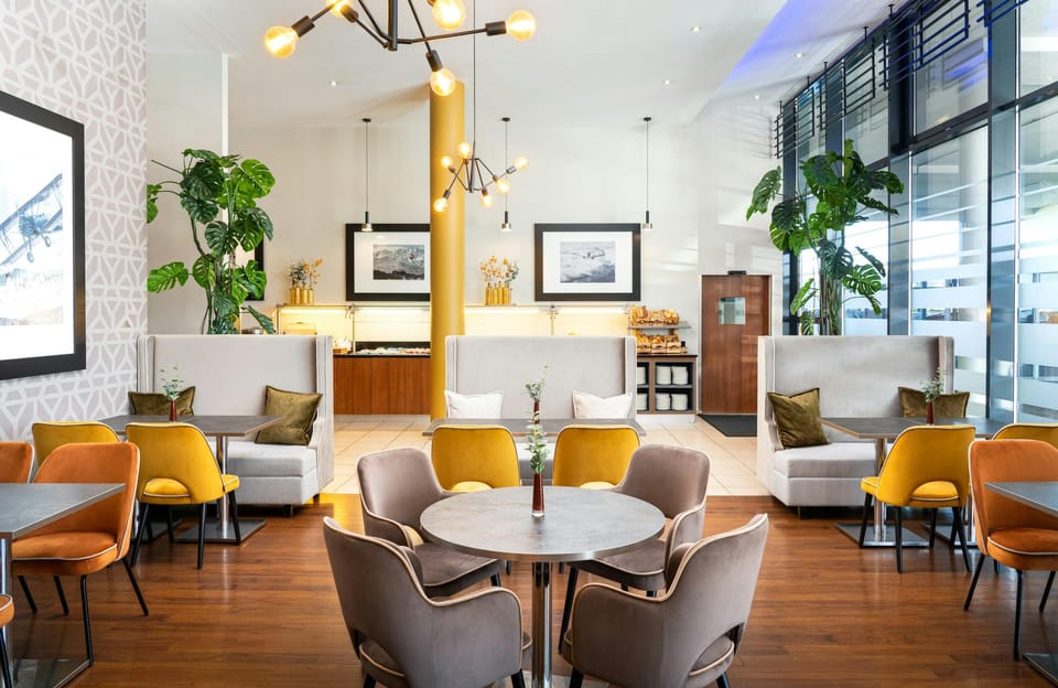 Leonardo Hotel Salzburg Airport Hotel in Berchtesgadener Land