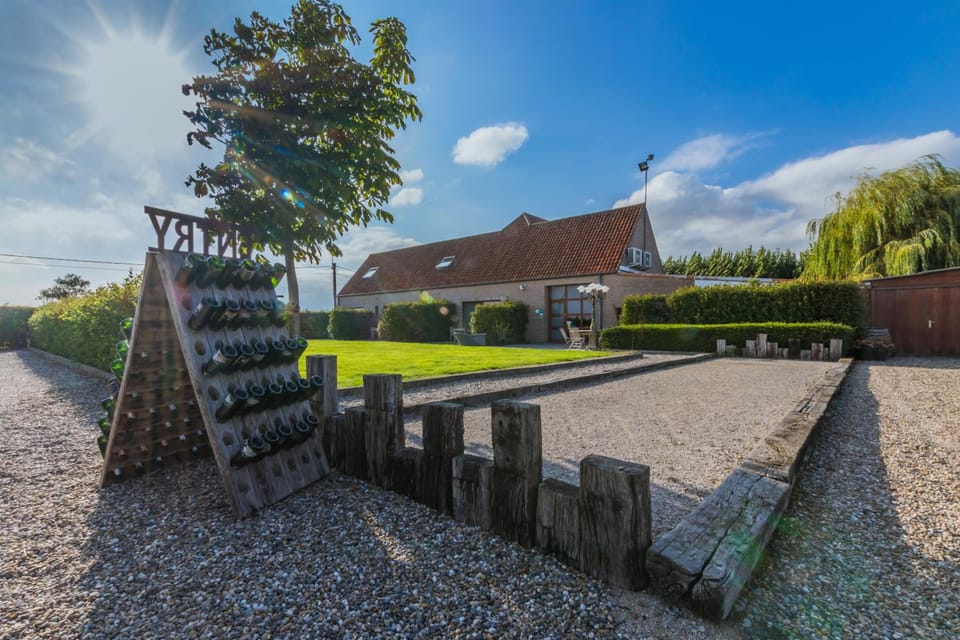 Apollonia Hotel in Flanders