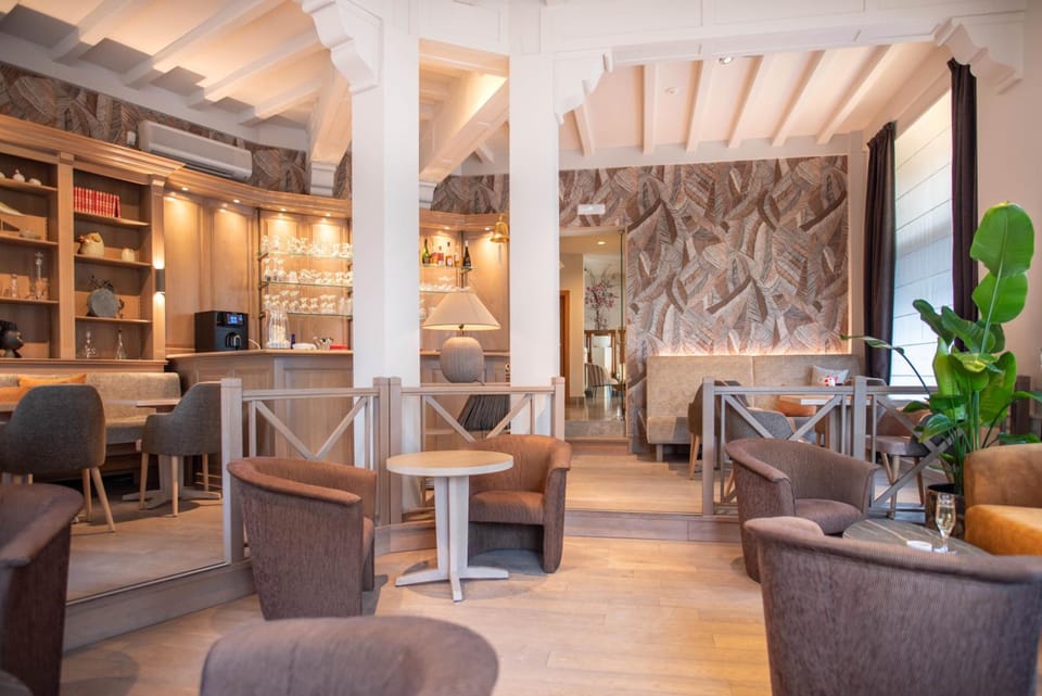 Ambassador Hotel Hotel in De Panne
