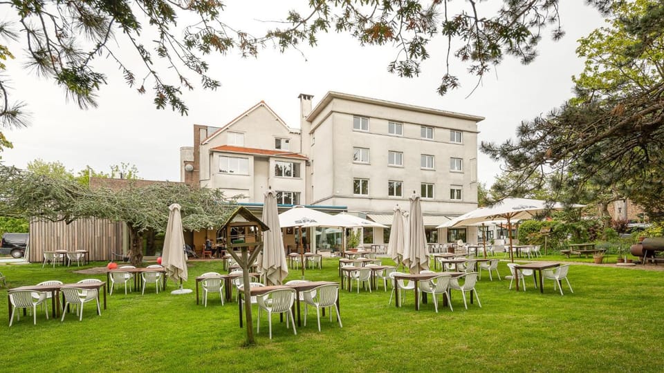 Parkhotel Hotel in De Panne