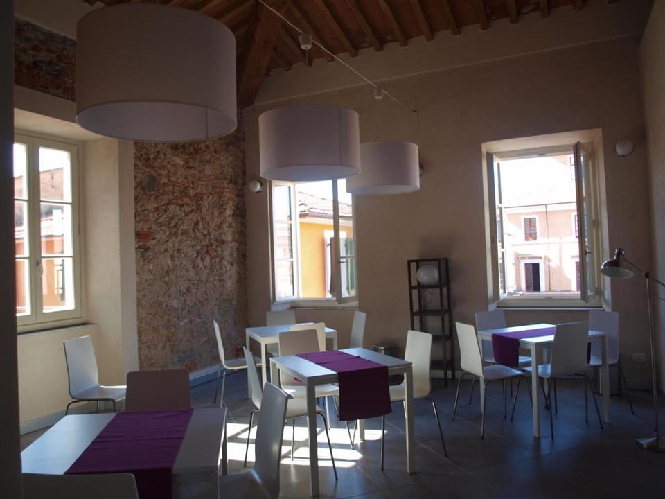 Ostello Palazzo Nizza Hostel in Province of Massa and Carrara