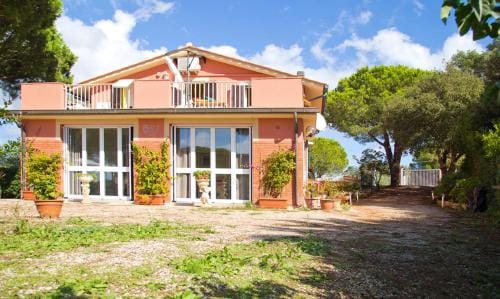Casale Grandangolo Hotel in Tuscany