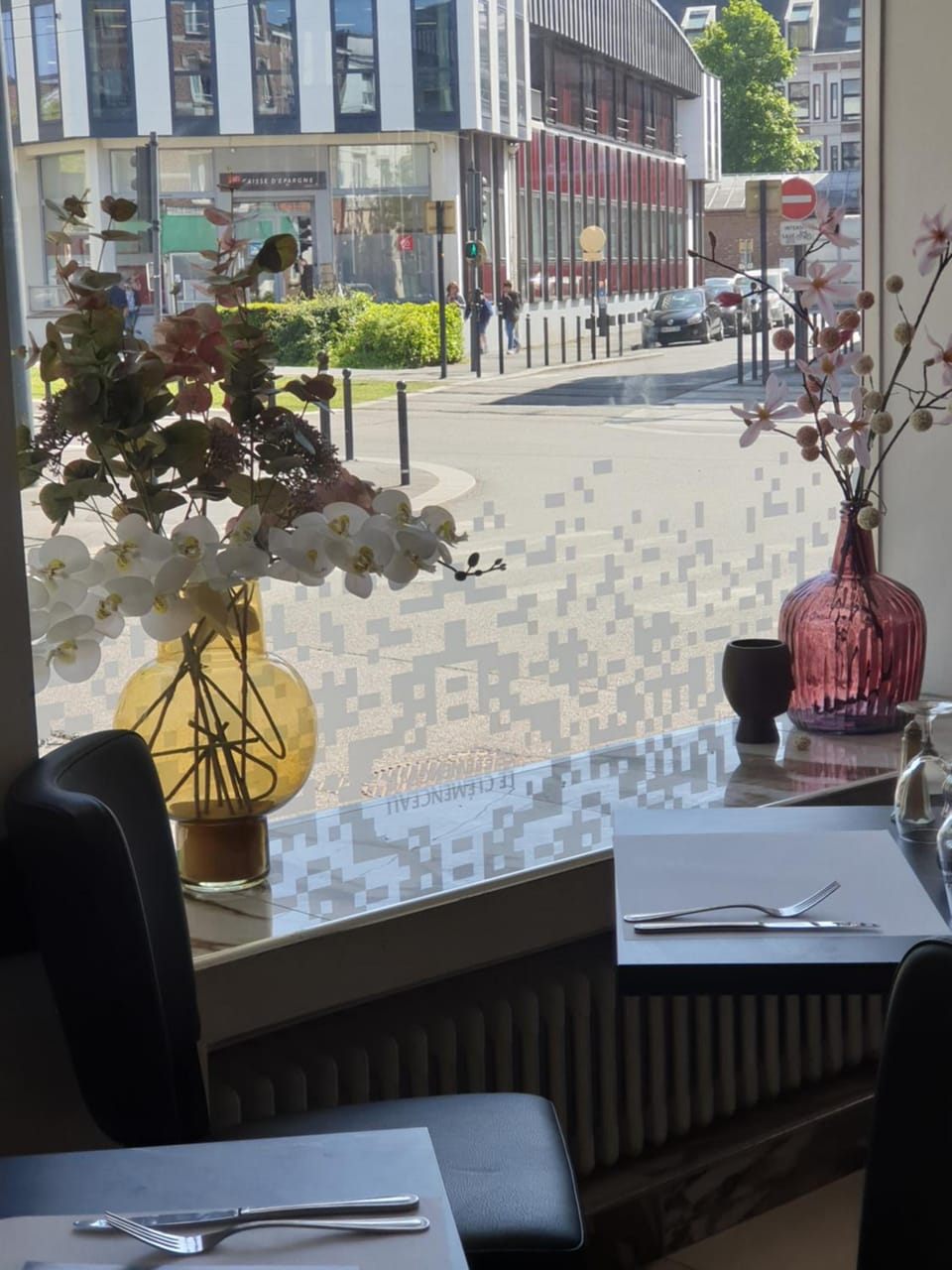 Le Clemenceau Hotel Centre ville Gare Sncf -Tramway Hotel in Valenciennes