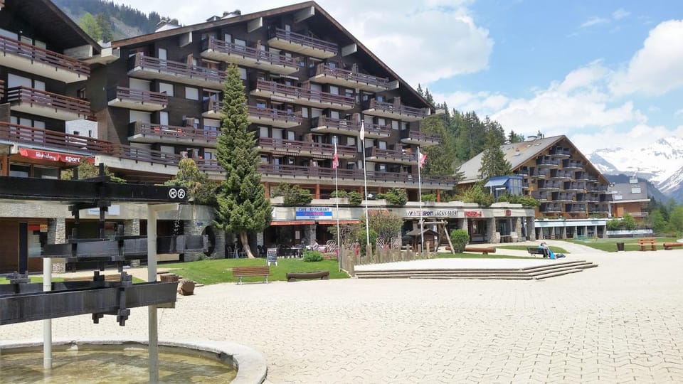 Holidays Groupes Anzere Hostel in Canton of Valais