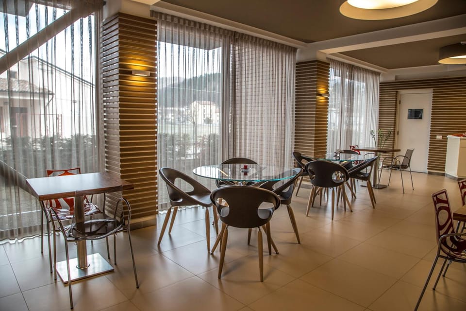 Grand Chalet delle Rocche Hotel in Abruzzo
