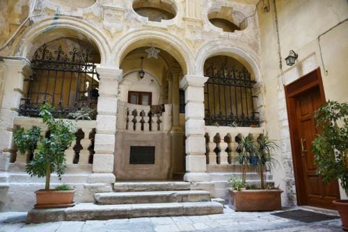 Sisters residence Hotel in Bari