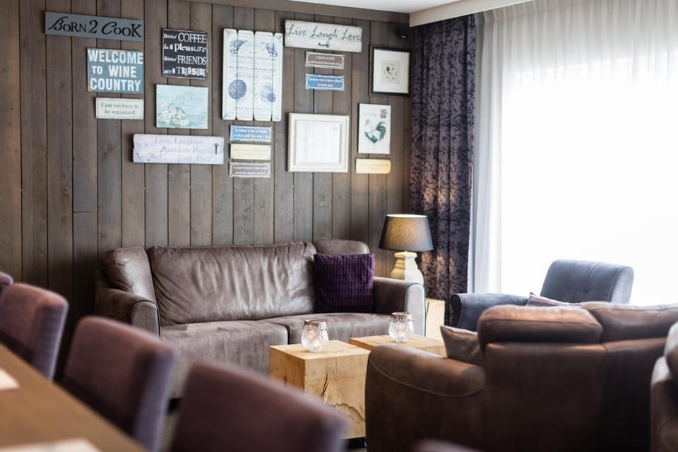 Bar/lounge