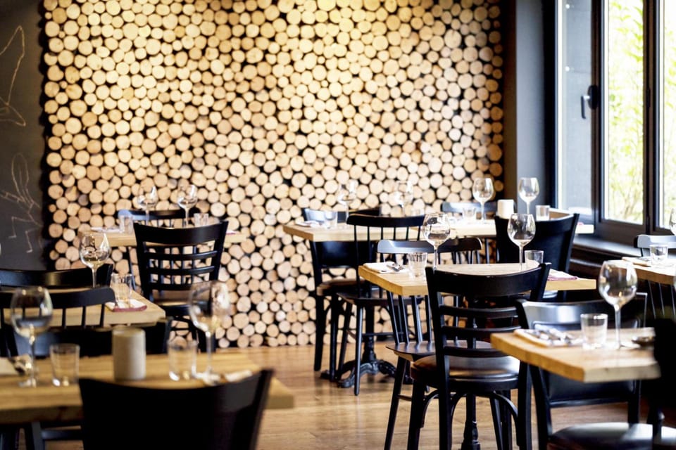 Hotel Val de Poix- Logis Hotel Restaurant Hotel in Wallonia, Belgium