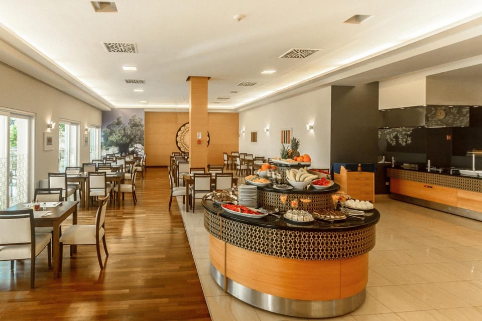 Family Hotel La Luna - All inclusive Hotel in Lun