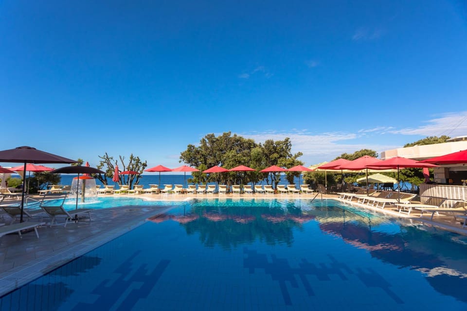 Family Hotel La Luna - All inclusive Hotel in Lun