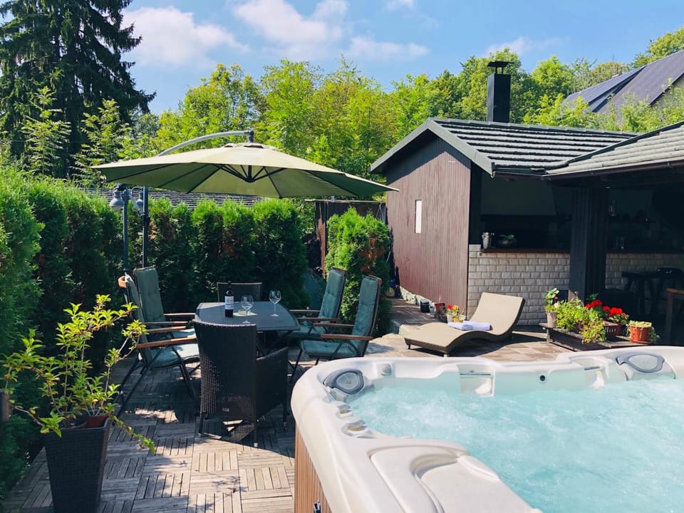 Villa Mukinja - Wellness & Spa Hotel in Jezerce