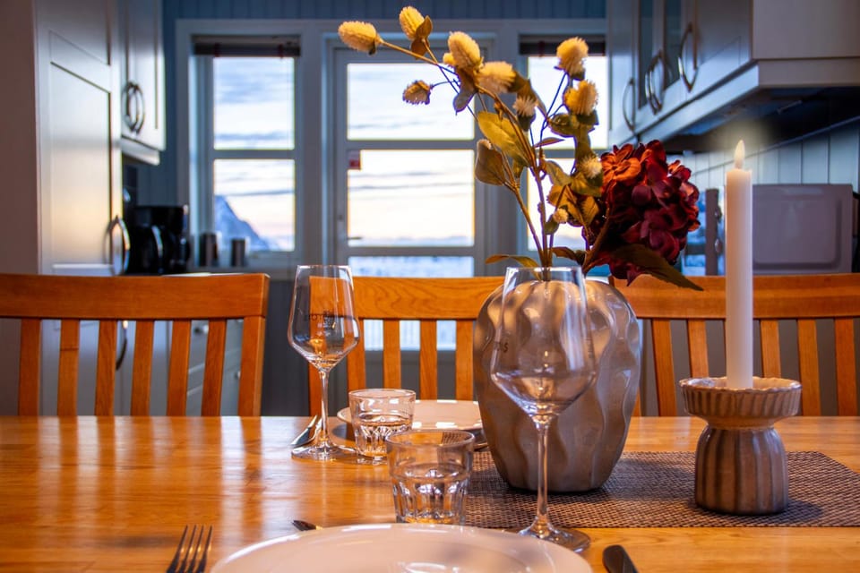 Rorbuene Svolvær Havn Lodge in Lofoten