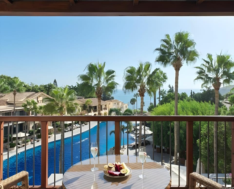 Columbia Beach Resort Hotel in Pissouri