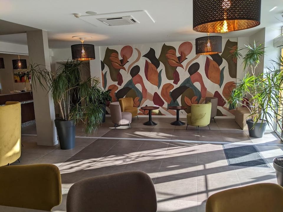 Logis Hotel De La Loire Ancenis - Restaurant Les Bateliers Hotel in Ancenis
