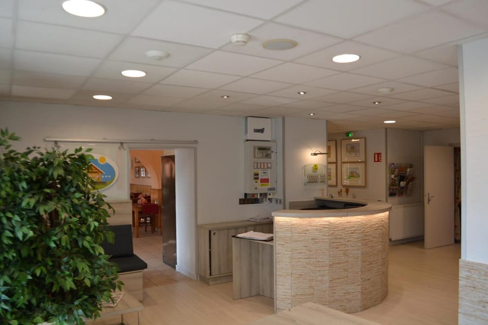 LOGIS L'AUBERGE d'ARANC Hotel in Auvergne-Rhône-Alpes