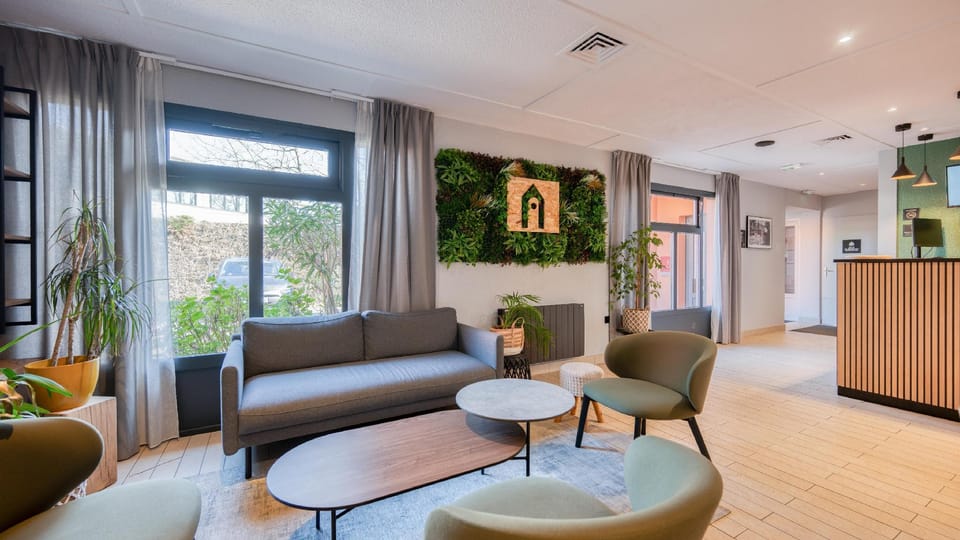 Campanile NATURE - Bordeaux Est Artigues Hotel in Nouvelle-Aquitaine