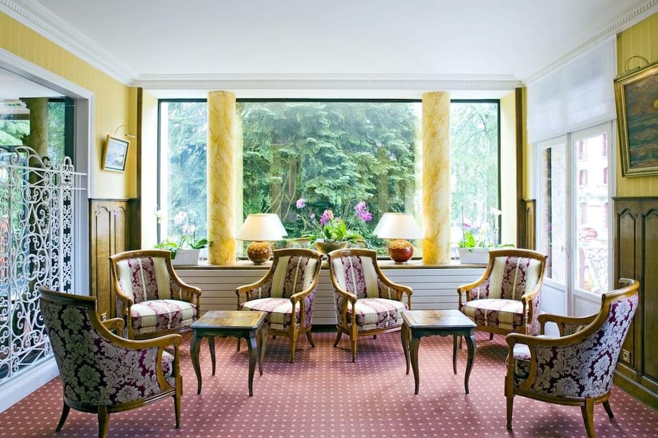 La Villa Bois Joli HOTEL RESTAURANT Hotel in Bagnoles de l'Orne Normandie