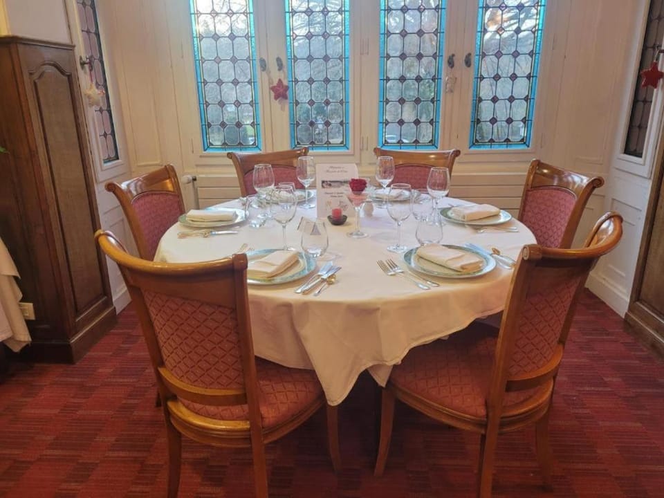 La Villa Bois Joli HOTEL RESTAURANT Hotel in Bagnoles de l'Orne Normandie