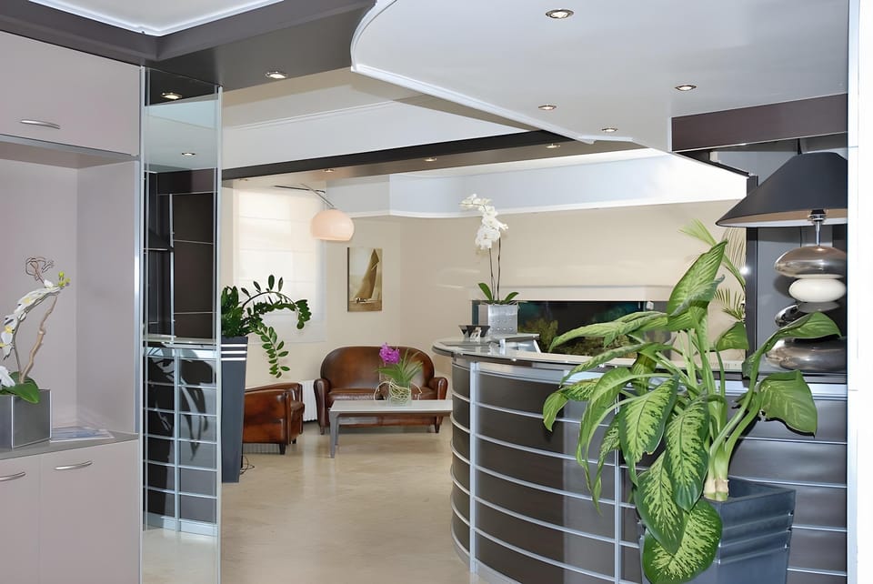Hotel Comte de Nice Hotel in Villefranche-sur-Mer